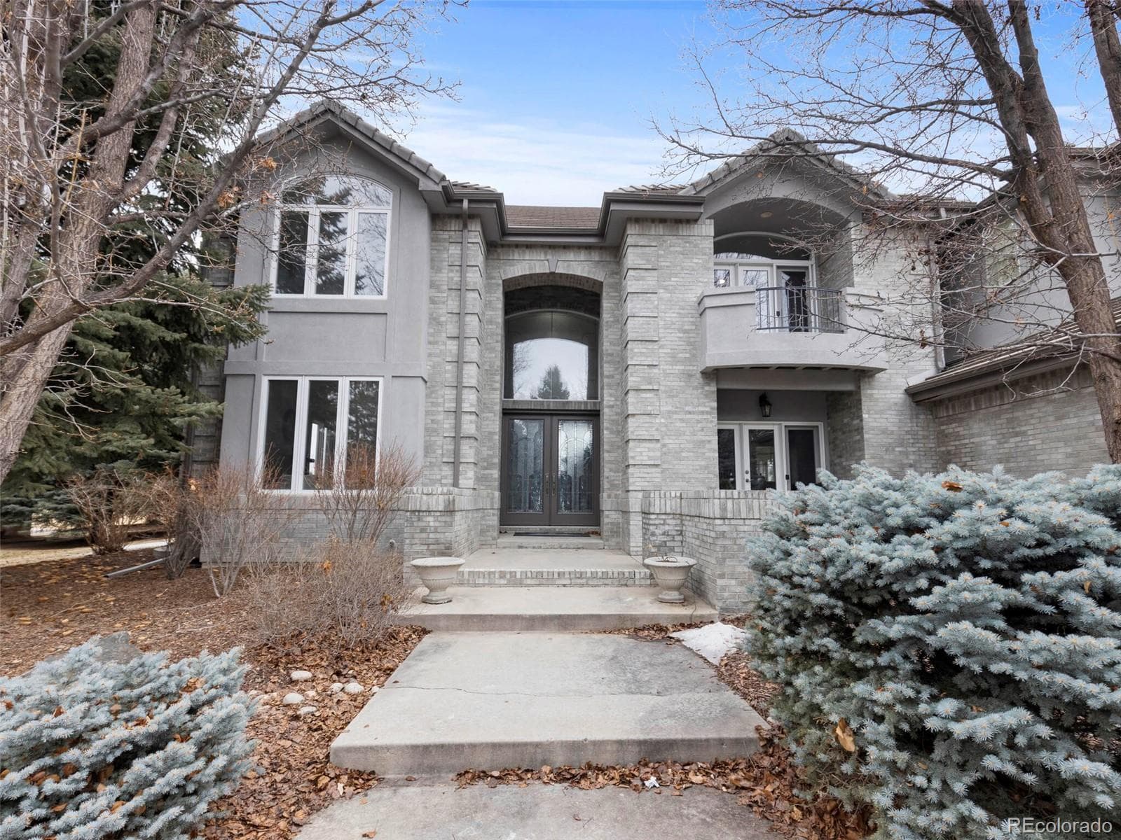 4 Glenmoor Circle